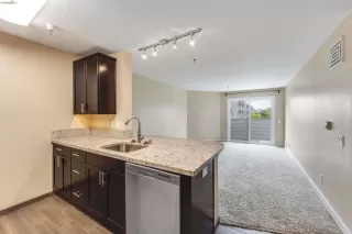 Photo #5: 41139069 Listing