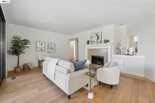 Photo #2: 41139102 Listing