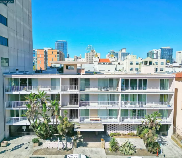 MLS: 41139136 Condo For Sale