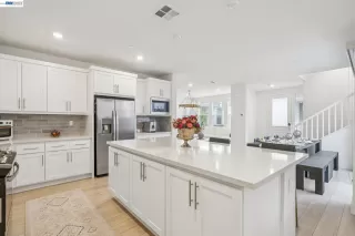Photo #6: 41139143 Listing
