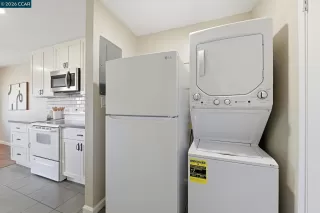 Photo #4: 41139156 Listing