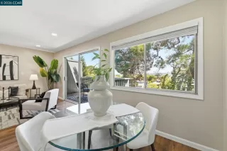 Photo #5: 41139156 Listing