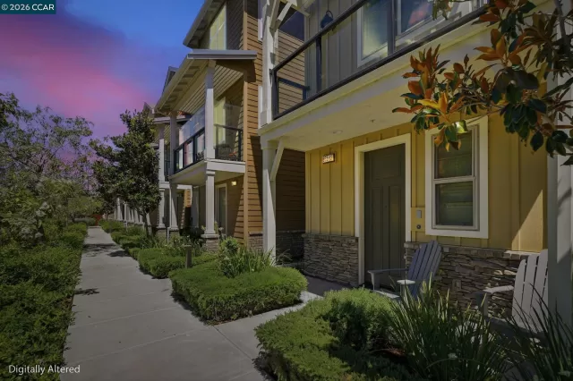 MLS: 41139173 Condo For Sale