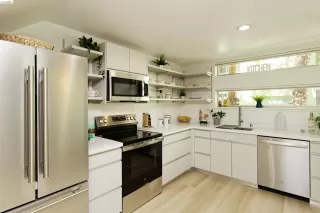 Browse active condo listings in PACIFIC CANNERY LOFTS