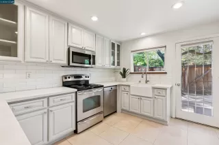 Photo #3: 41139209 Listing
