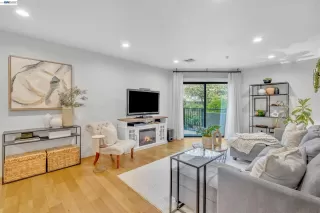 Photo #4: 41139232 Listing