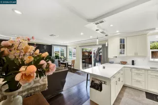 Photo #4: 41139240 Listing 