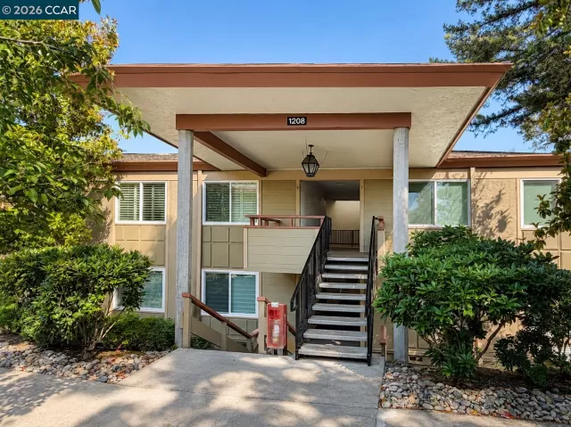 MLS: 41139263 Condo For Sale