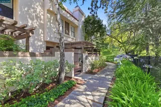 Photo #2: 41139281 Listing