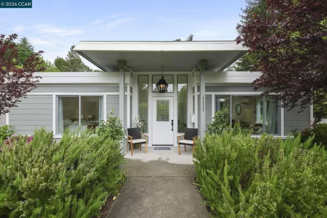 MLS: 41139296 Condo For Sale