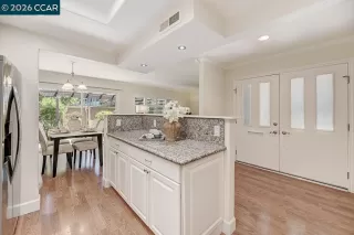 Photo #4: 41139380 Listing