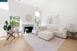 Photo #5: 41139396 Listing