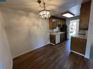 Photo #5: 41139402 Listing 