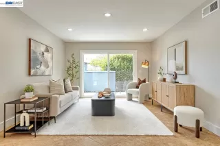 More Details about MLS # 41139433 : 4556 REYES DR