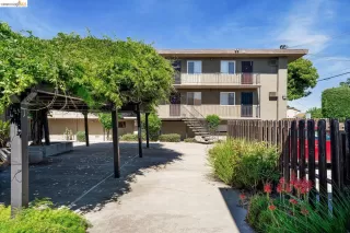 Photo #1: 41139531 Listing 