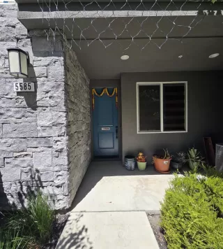Photo #2: 41139566 Listing 