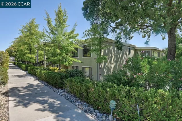 MLS: 41139575 Condo For Sale