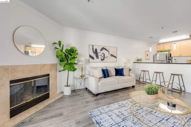 MLS: 41139613 Condo For Sale