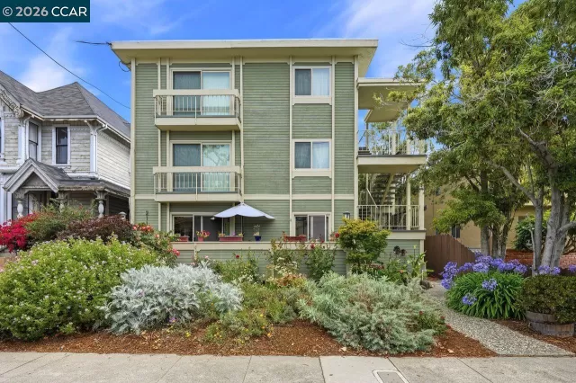 MLS: 41139665 Condo For Sale