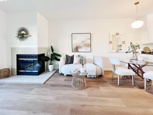 MLS: 41139678 Condo For Sale