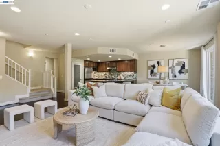 Photo #5: 41139681 Listing 