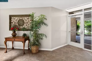 Photo #2: 41139754 Listing 