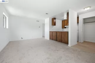 Photo #5: 41139755 Listing 