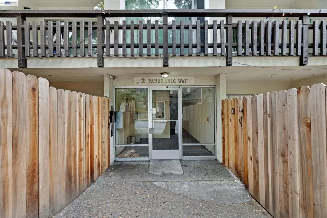 MLS: 41139792 Condo For Sale