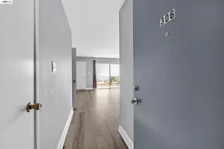 Photo #3: 41139792 Listing 