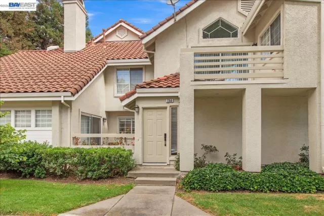 MLS: 41139801 Condo For Sale