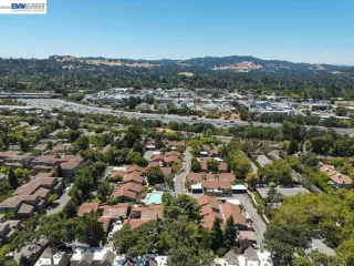 Photo #2: 41139856 Listing 