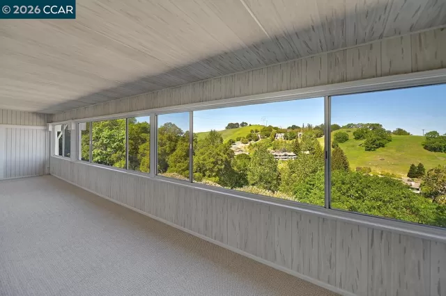 MLS: 41139884 Condo For Sale