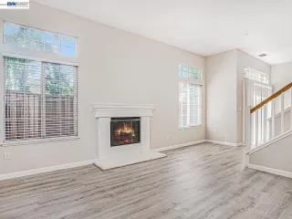 Photo #4: 41139920 Listing