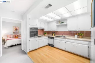 Photo #4: 41139972 Listing 