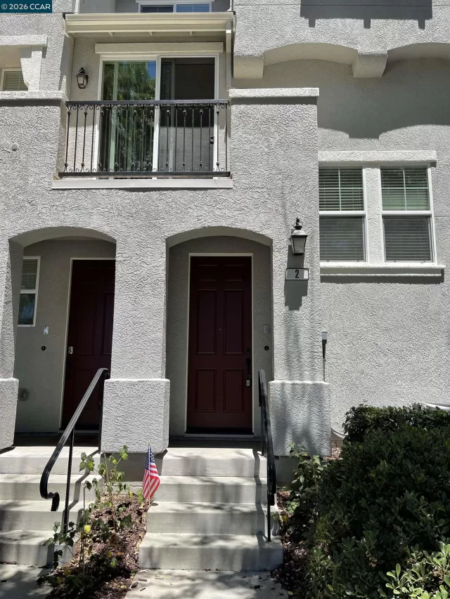 MLS: 41140024 Condo For Sale