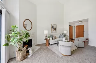 Photo #5: 41140025 Listing 