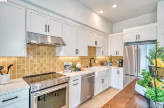 Photo #4: 41140205 Listing