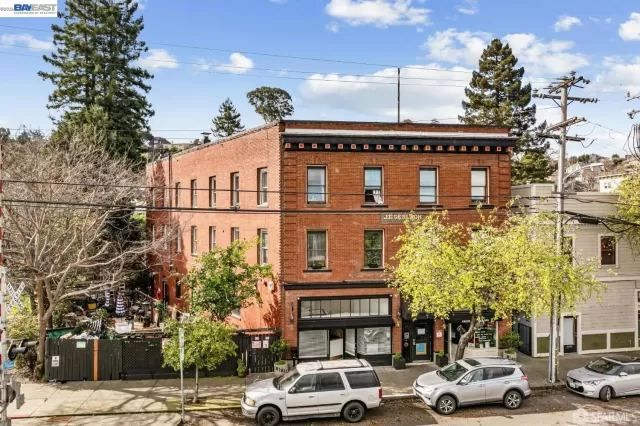MLS: 41140282 Condo For Sale