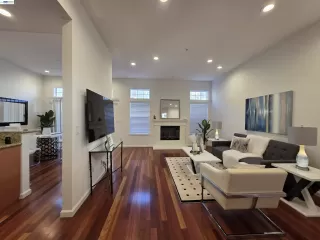 Photo #2: 41140357 Listing