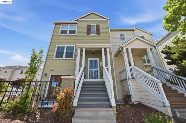 MLS: 41140390 Condo For Sale