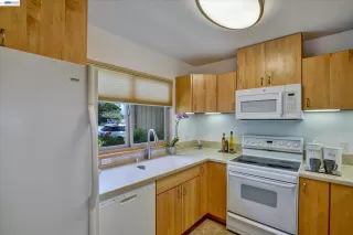 Photo #3: 41140419 Listing