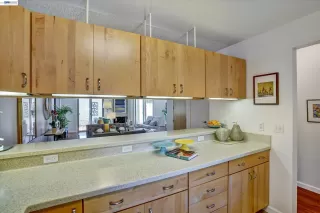 Photo #4: 41140419 Listing