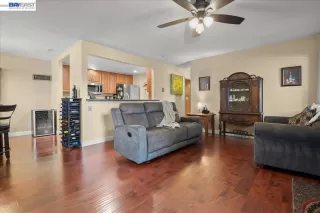 Photo #4: 41140441 Listing 
