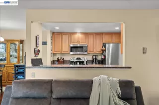 Photo #5: 41140441 Listing 