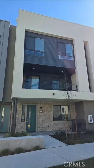 MLS: CROC26051293 Condo For Sale