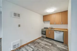 Photo #3: CRPW24255302 Listing 