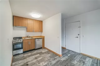 Photo #4: CRPW24255302 Listing 