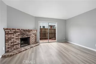 Photo #2: CRPW25168663 Listing