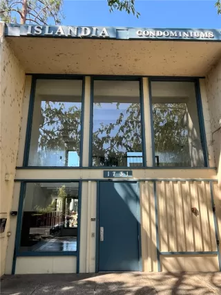 Photo #2: CRSR25193793 Listing 