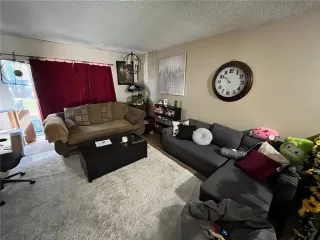 Photo #6: CRSR25193793 Listing 